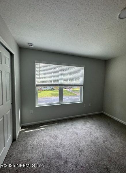 Spacious, unfurnished interior of a new home in , Jacksonville (Image 43).