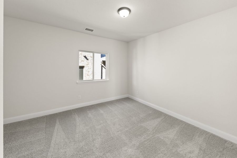 Representative unfurnished interior of a home built from the Preston by Pacesetter Homes in Park Hills, Rockwall (Image 22).