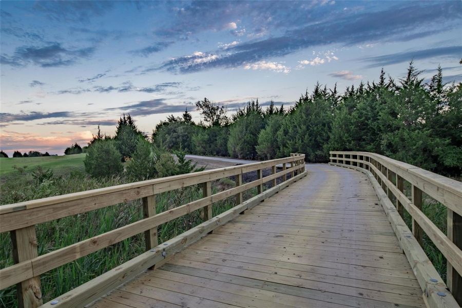 Natural landscape and outdoor views near Heath Golf and Yacht Club in Heath (Image 19). Natural landscape and outdoor views near Heath Golf and Yacht Club in Heath (Image 19).