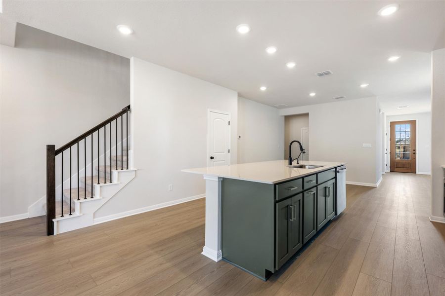 Representative images and renderings are for illustrative purposes. Actual structural options and design finishes of home may vary.