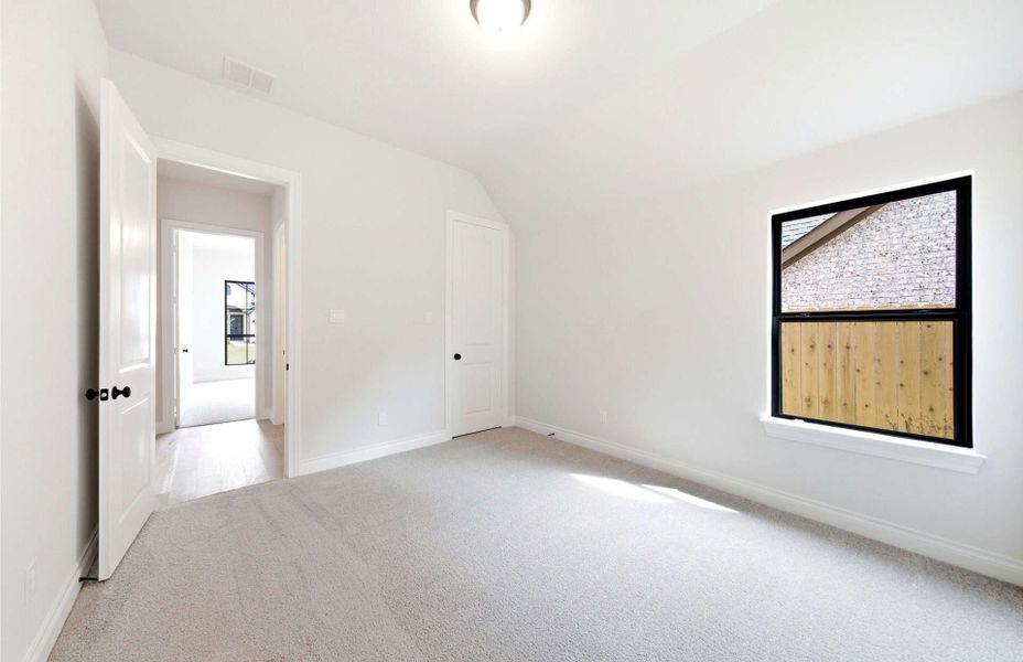 Spacious, unfurnished interior of a new home in The Highlands 55′, Porter (Image 41).