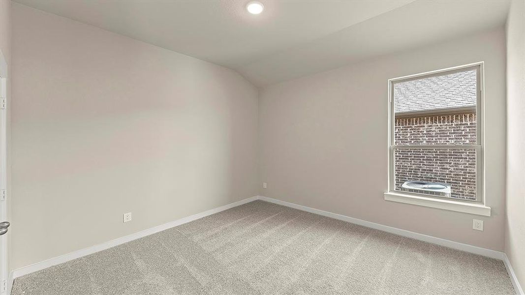 06. 2110 Sunnymede - Bed 3