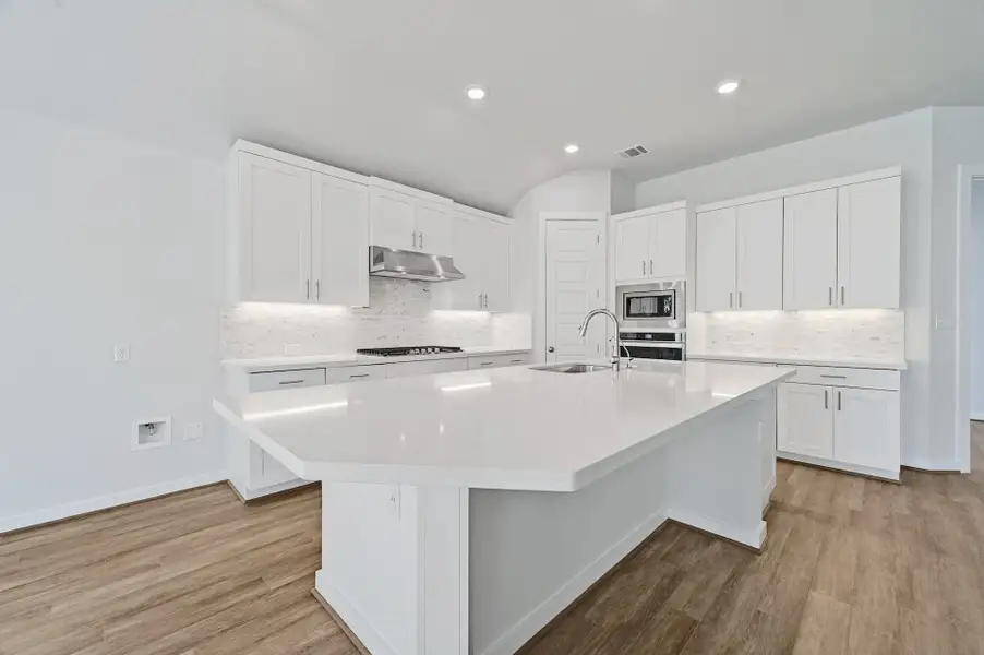 Furnished interior view inside a new home in Anthem, Kyle (Image 7).