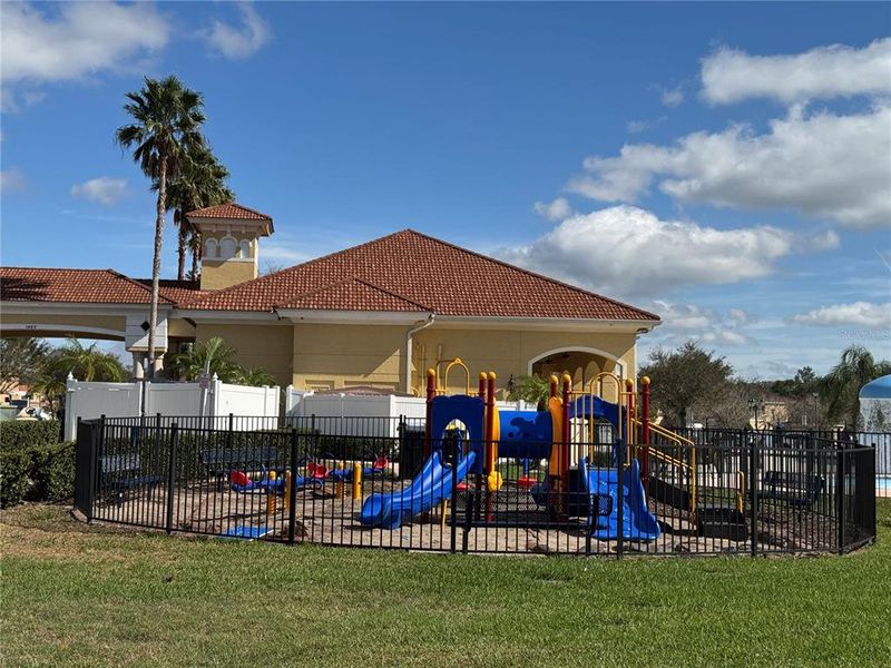 Community amenities in , Poinciana (Image 19).