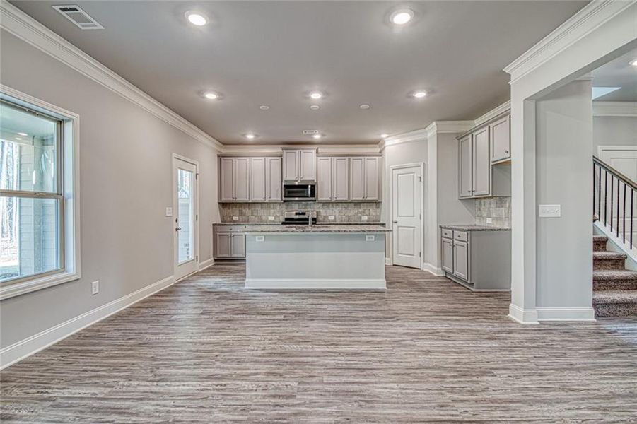 Spacious, unfurnished interior of a new home in Enclave at Logan Point, Loganville (Image 14).