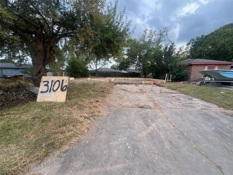 Image 6 of a home in .