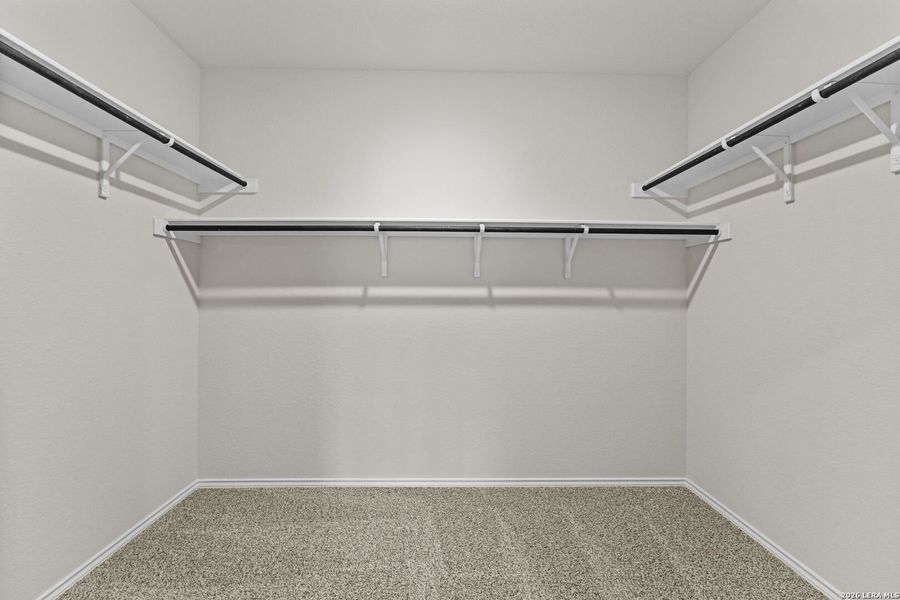 Spacious, unfurnished interior of a new home in Laurel Vistas, San Antonio (Image 18).