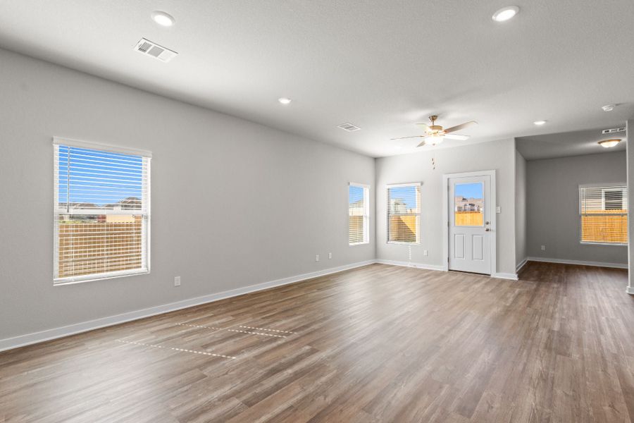 New Home in Cedar Creek, TX.  - Slide 6