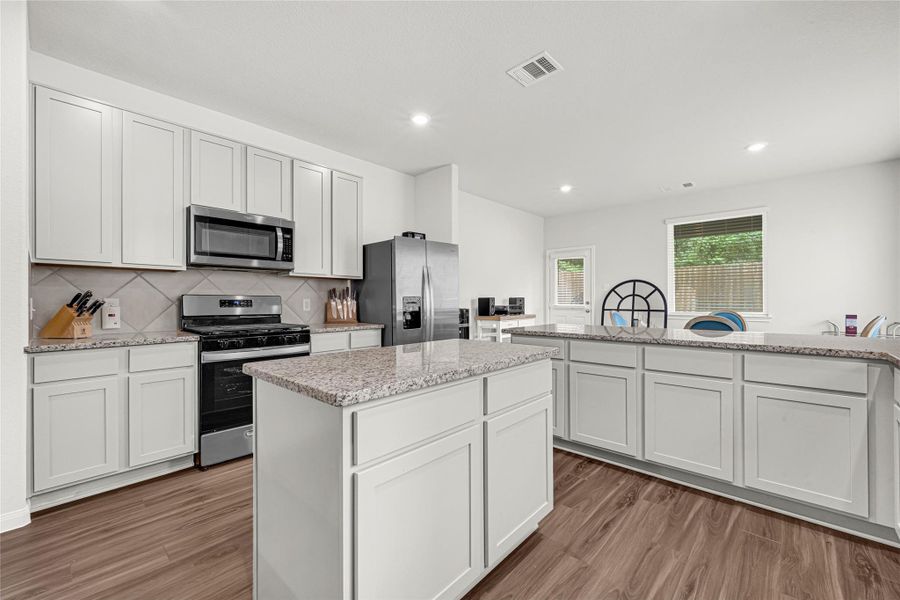 Furnished interior view inside a new home in River's Edge, Conroe (Image 12).