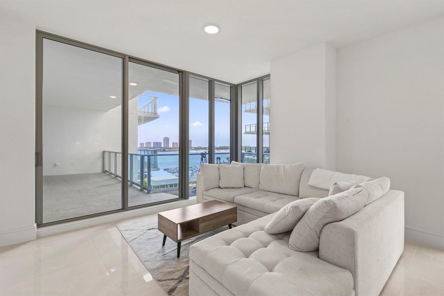220 Lake Shore Drive - 40.jpg-FULL 220 Lake Shore Drive - 40.jpg-FULL