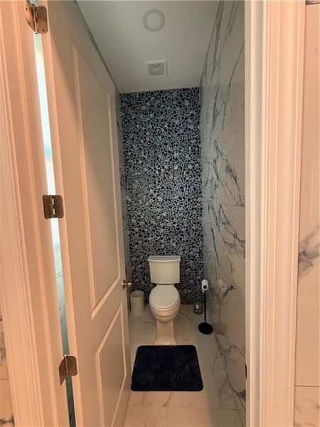 Furnished interior view inside a new home in , Cumming (Image 17).