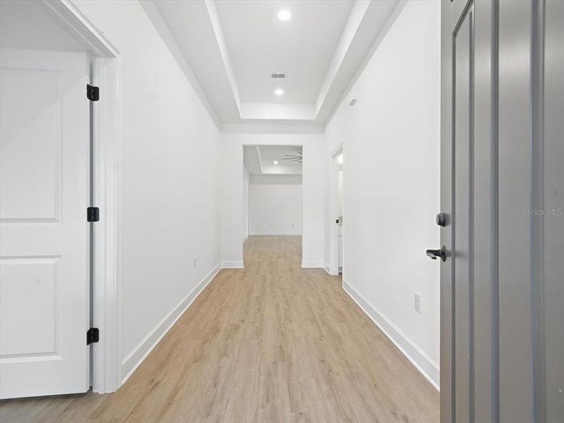 Spacious, unfurnished interior of a new home in , Spring Hill (Image 16).