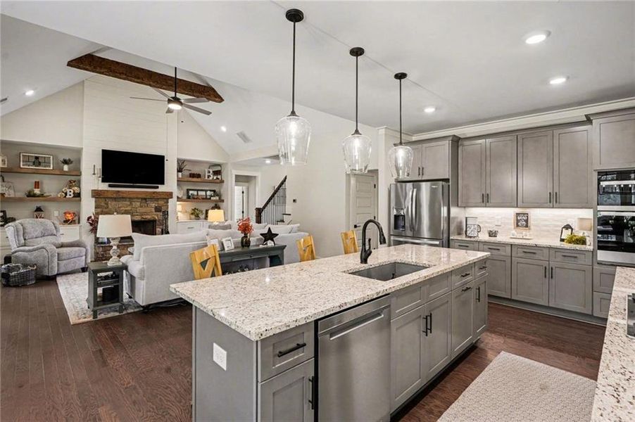 Furnished interior view inside a new home in , Williamson (Image 15).
