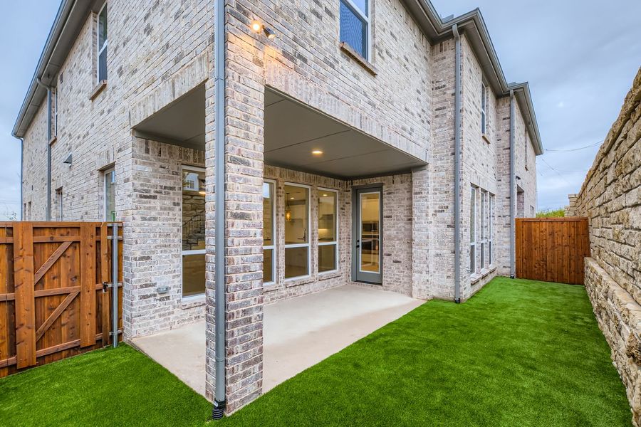 3113 Sir Judge - Rear Exterior