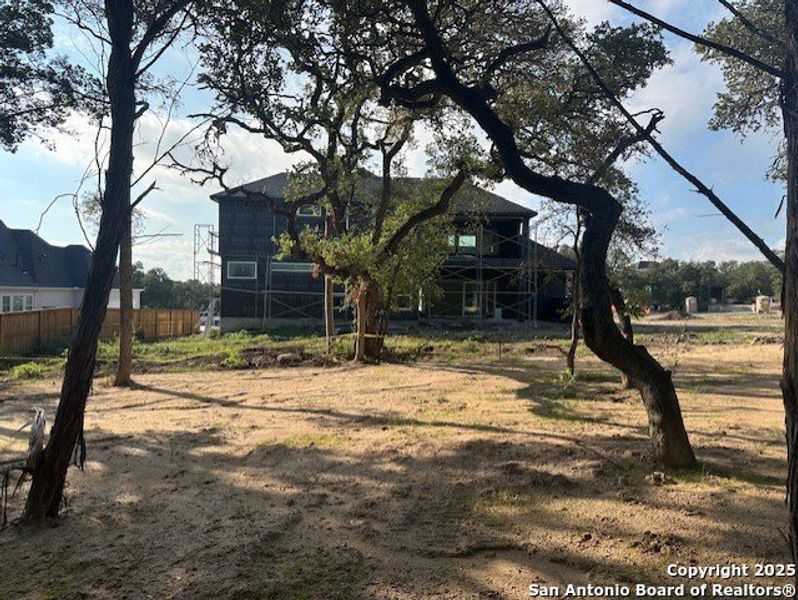 Image 20 of a home in Heimer Estates at Garden Ridge.