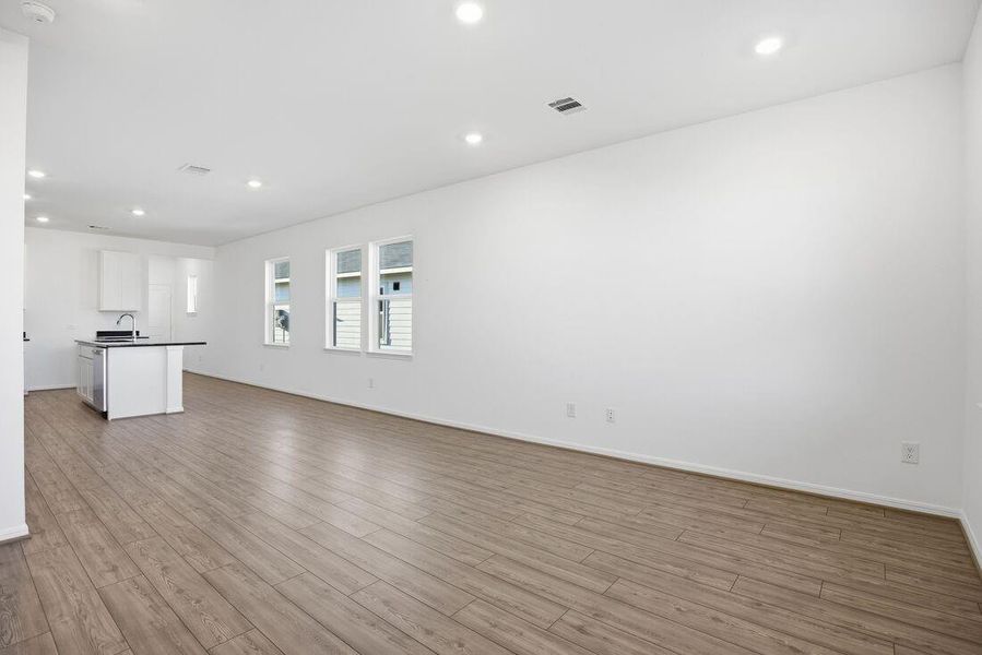 18018 Lasso Mills ~ Ready Now