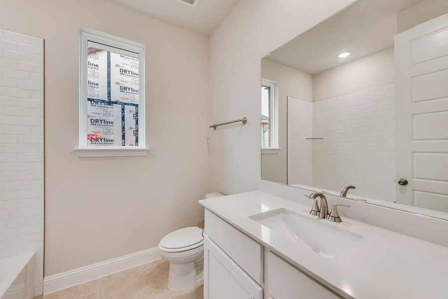 Furnished interior view inside a new home in Wildflower Ranch, Fort Worth (Image 6).