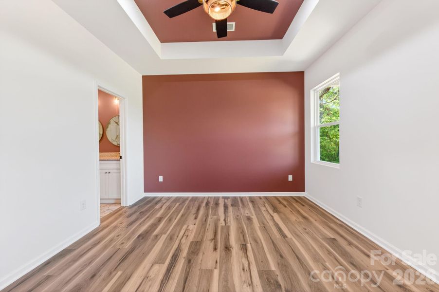 Spacious, unfurnished interior of a new home in , Shelby (Image 30).