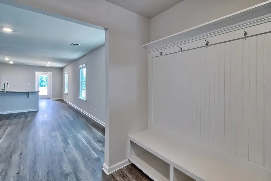 Spacious, unfurnished interior of a new home in Canary Woods, Hopkins (Image 10).