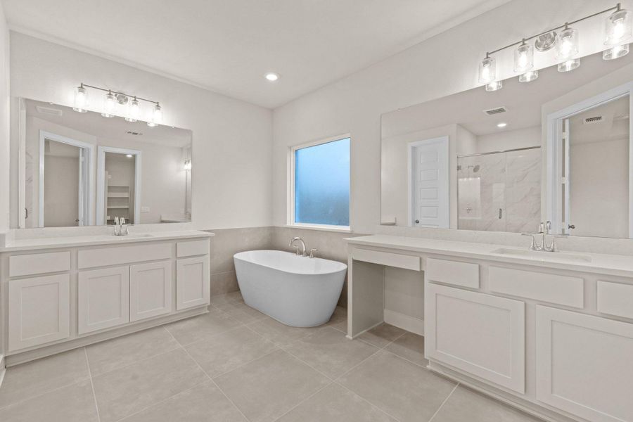 Furnished interior view inside a new home in Parmer Ranch, Georgetown (Image 7).