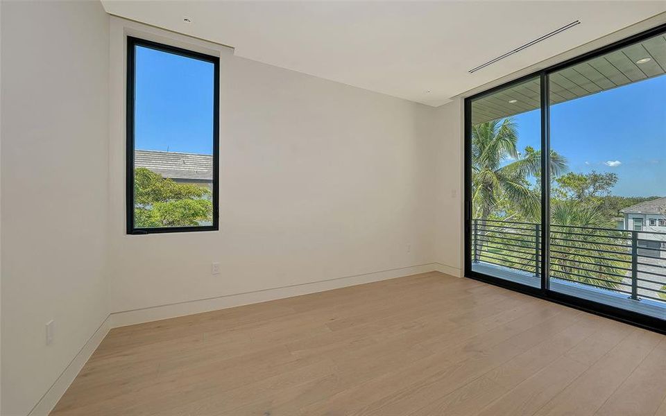 Spacious, unfurnished interior of a new home in , Sarasota (Image 29). Spacious, unfurnished interior of a new home in , Sarasota (Image 29).