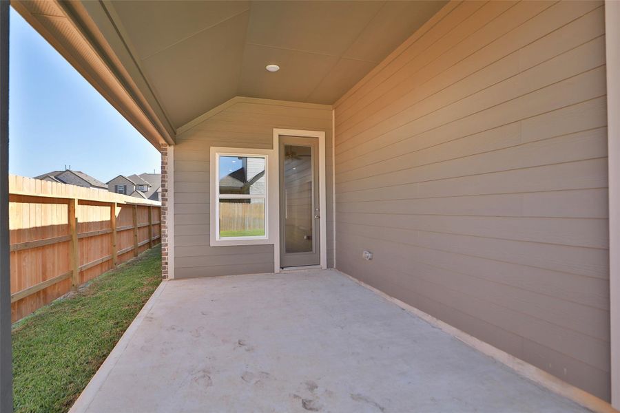 Exterior details and patio area of a home in Katy Lakes, Katy (Image 19). Exterior details and patio area of a home in Katy Lakes, Katy (Image 19).
