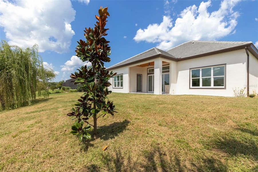 Exterior details and patio area of a home in , Palm Coast (Image 34).