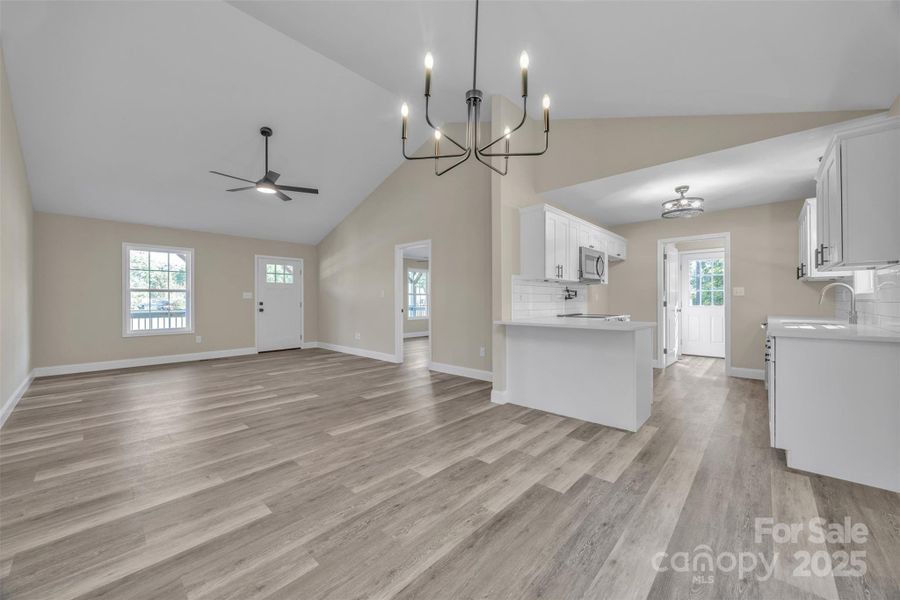 Dining Area Dining Area