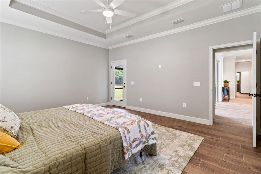 Furnished interior view inside a new home in , Lakeland (Image 25).