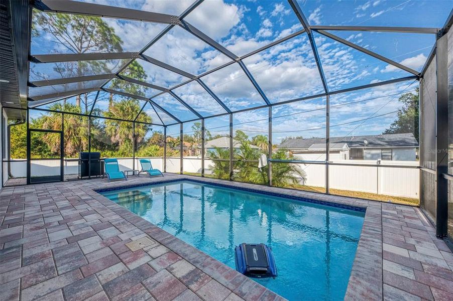 Exterior details and patio area of a home in , North Port (Image 33).