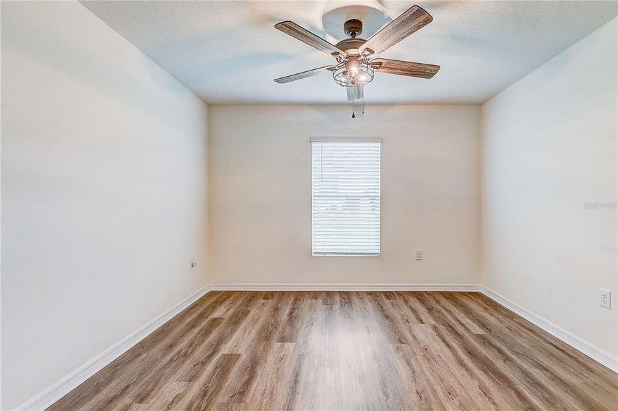 Spacious, unfurnished interior of a new home in , Spring Hill (Image 48).