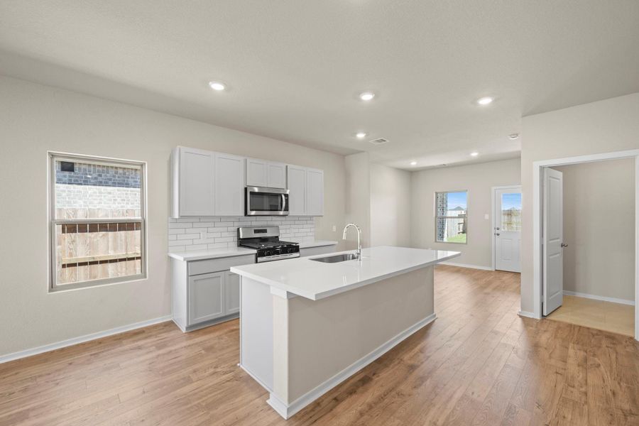 Furnished interior view inside a new home in Creekhaven, Rosharon (Image 9).