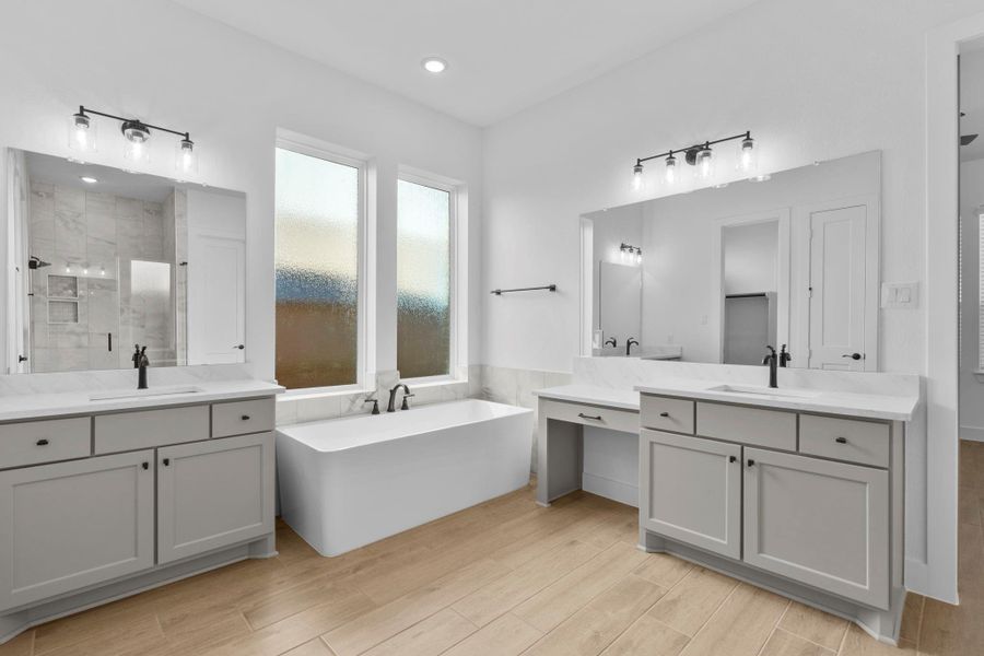 Furnished interior view inside a new home in Meridiana, Manvel (Image 10).