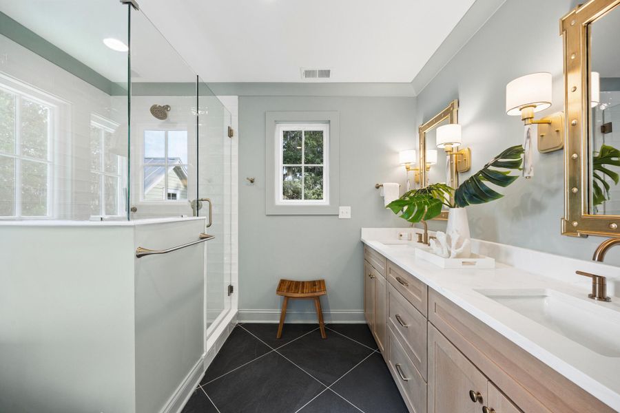 Furnished interior view inside a new home in , Beaufort (Image 26).