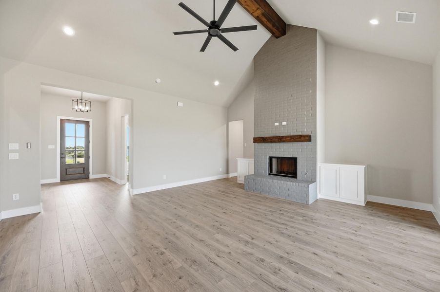 Spacious, unfurnished interior of a new home in Rocky Top Ranch, Reno (Image 21). Spacious, unfurnished interior of a new home in Rocky Top Ranch, Reno (Image 21).