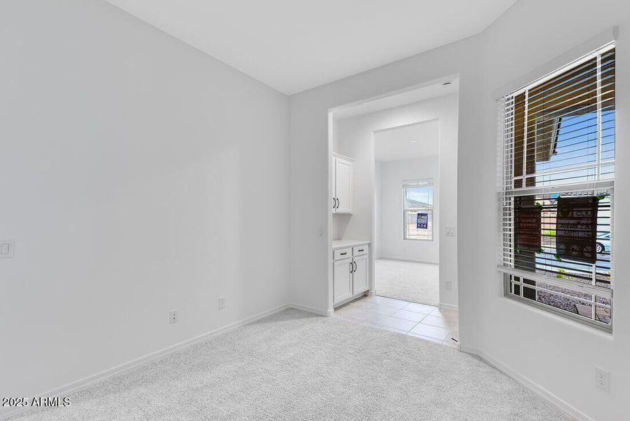 17819 W PASADENA - Ready Now!