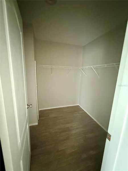 Spacious, unfurnished interior of a new home in , Zephyrhills (Image 8).