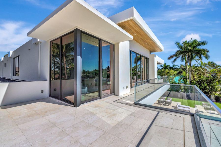 Front exterior of a new home in , Fort Lauderdale, FL, highlighting curb appeal (Image 22).