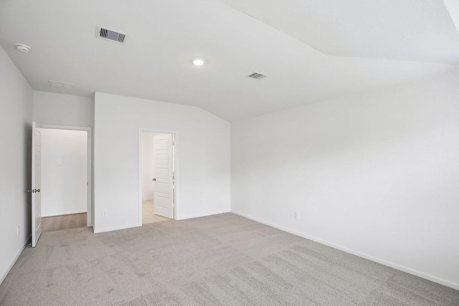 Spacious, unfurnished interior of a new home in Riviera Pines - Classic Series, Huffman (Image 33). Spacious, unfurnished interior of a new home in Riviera Pines - Classic Series, Huffman (Image 33).