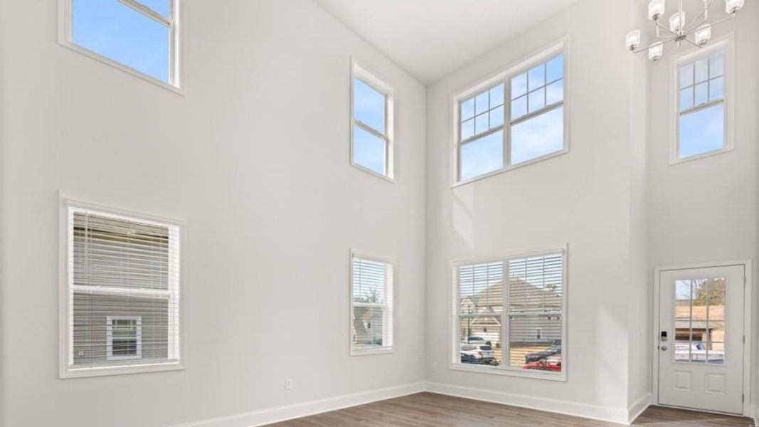 Spacious, unfurnished interior of a new home in Haven Abbey, Cumming (Image 15).