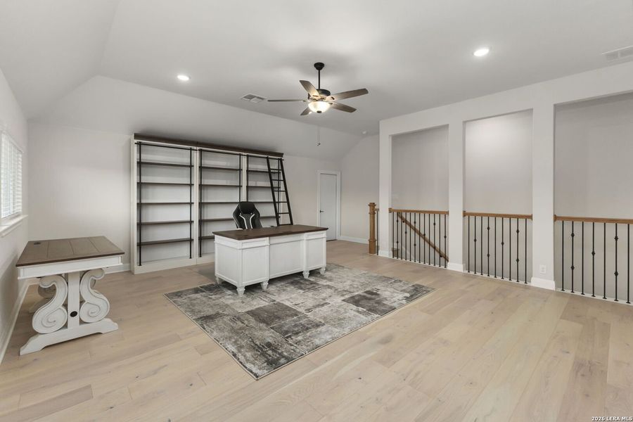Furnished interior view inside a new home in Waldsanger, New Braunfels (Image 39).