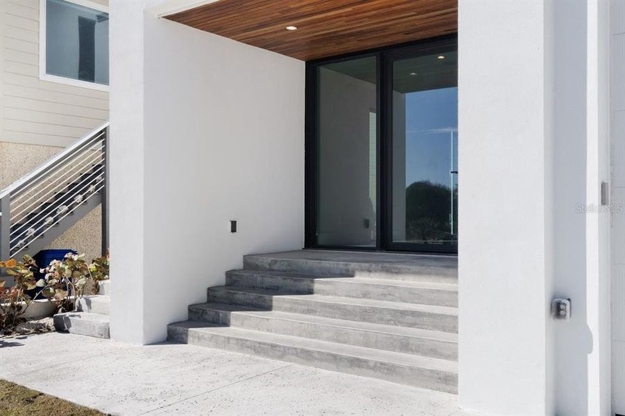 Exterior details and patio area of a home in , New Smyrna Beach (Image 34).