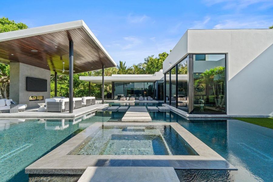 061-12NBeachRd-HobeSound-SMALL