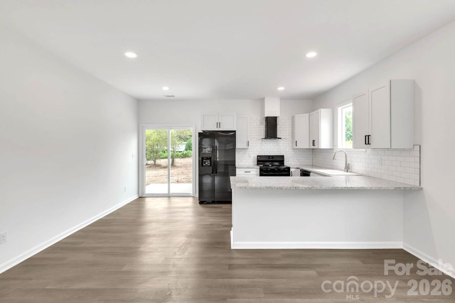 Image 37 of a home in .