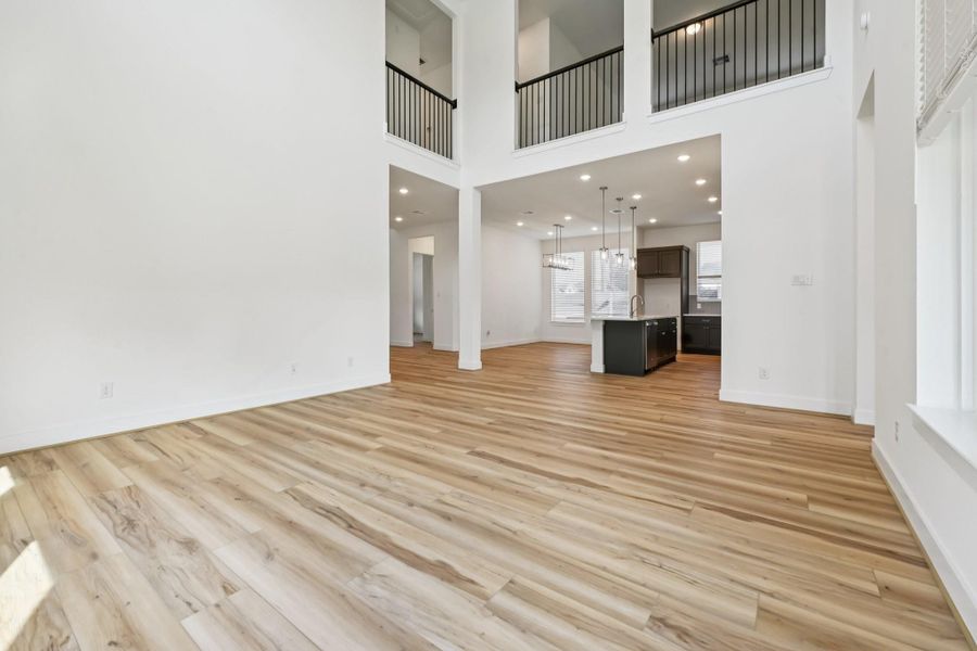 Spacious, unfurnished interior of a new home in Artavia, Conroe (Image 34). Spacious, unfurnished interior of a new home in Artavia, Conroe (Image 34).