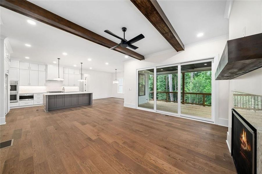 Spacious, unfurnished interior of a new home in , Atlanta (Image 94).