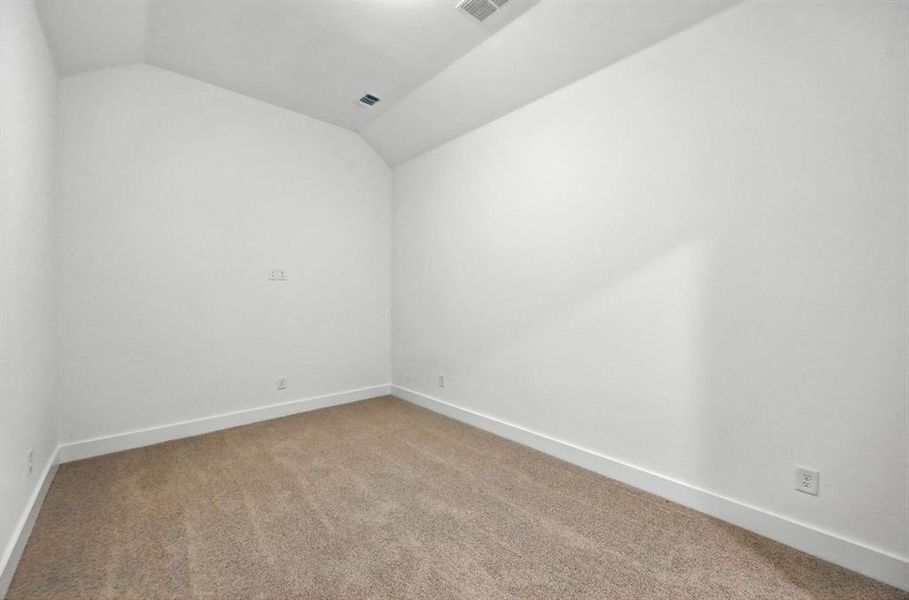 Spacious, unfurnished interior of a new home in Thompson Farms: 60ft. lots, Van Alstyne (Image 14). Spacious, unfurnished interior of a new home in Thompson Farms: 60ft. lots, Van Alstyne (Image 14).