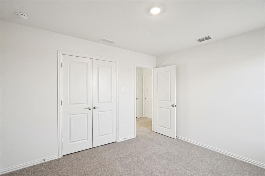 Spacious, unfurnished interior of a new home in Southridge - Spring Series, McKinney (Image 32). Spacious, unfurnished interior of a new home in Southridge - Spring Series, McKinney (Image 32).