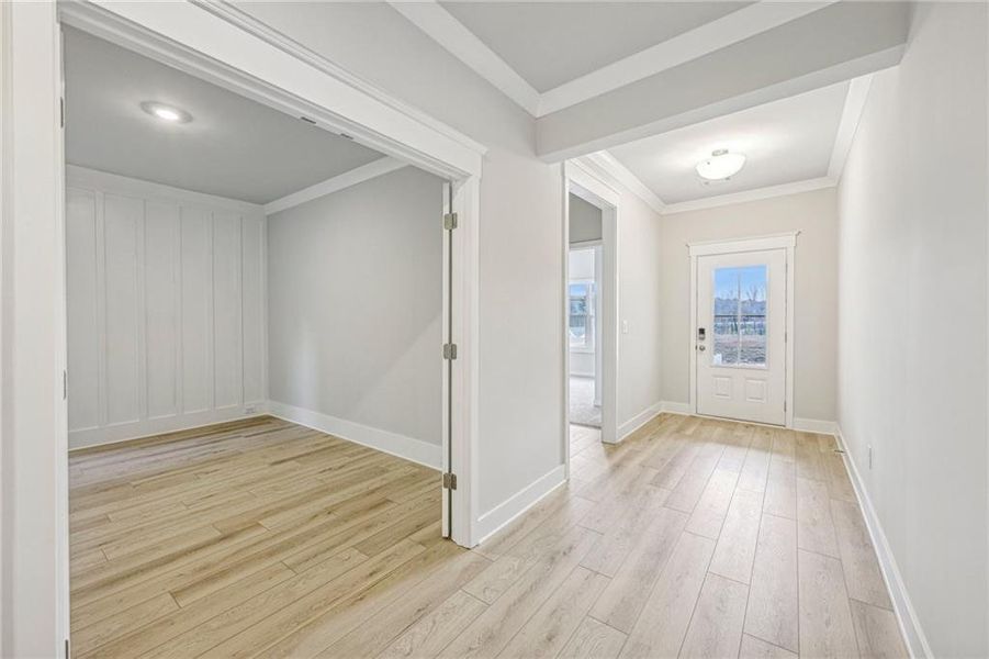 Spacious, unfurnished interior of a new home in Ponderosa Farms Estates, Gainesville (Image 40).