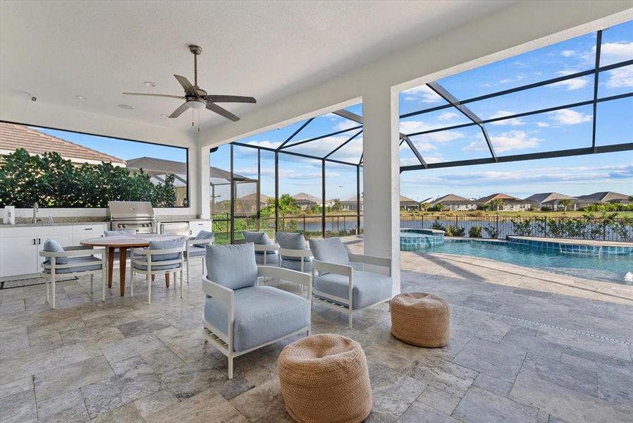 Exterior details and patio area of a home in , Venice (Image 3).